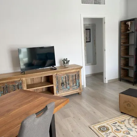 Apartment Downtown Estepona, Pool And