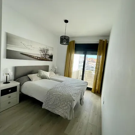 Downtown Estepona, Pool And * Estepona