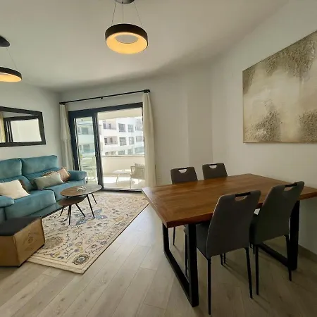 Downtown Estepona, Pool And إِستيبونا